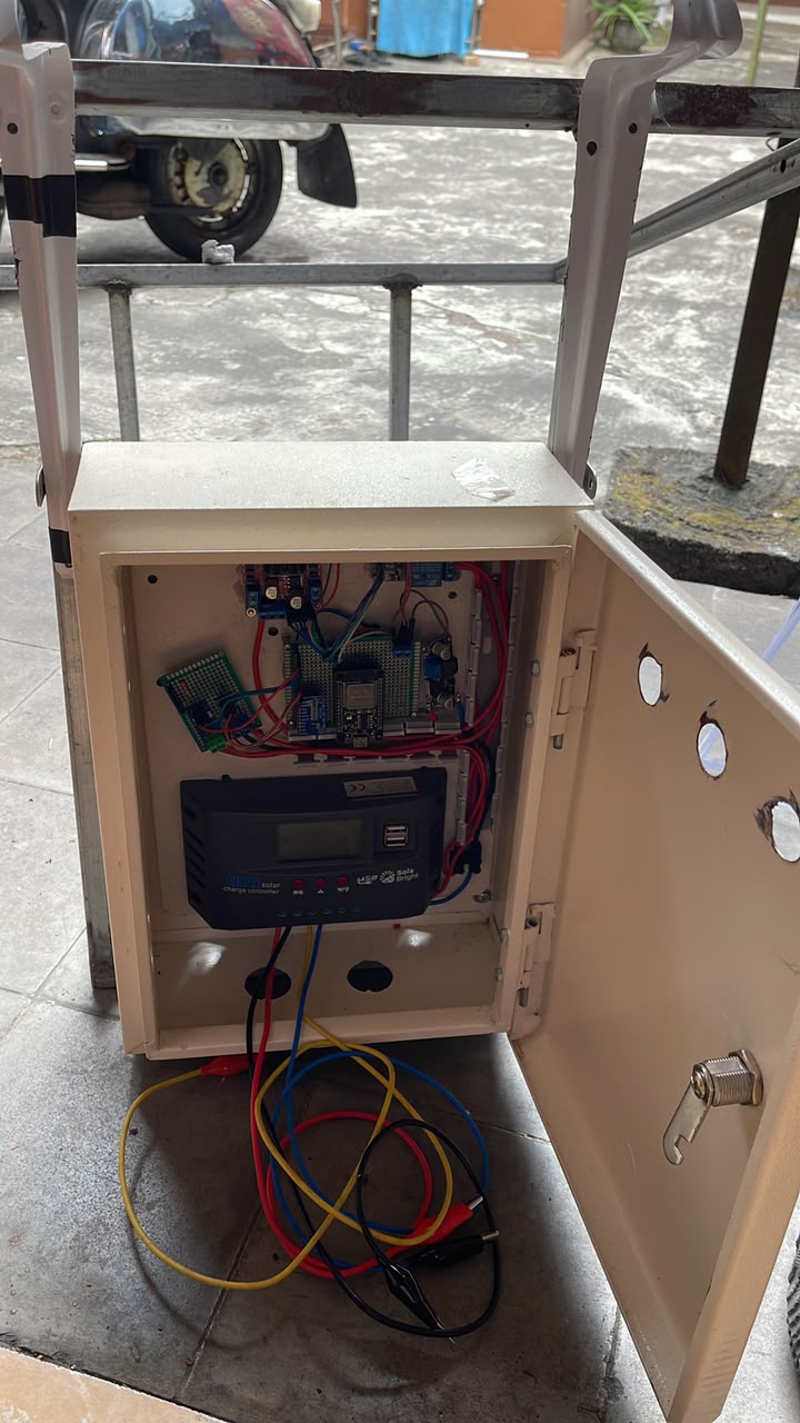 Solar panel cleaning control system